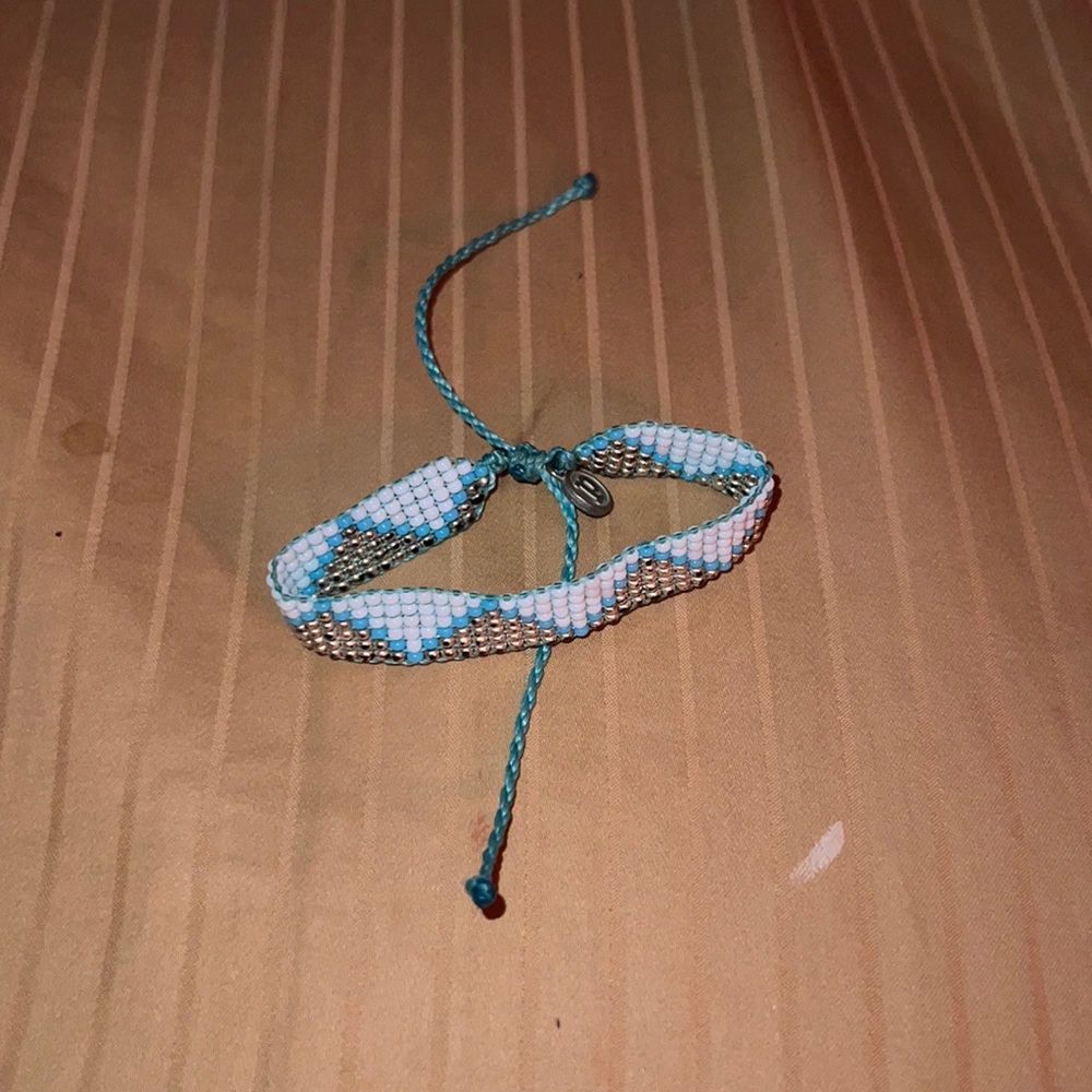 New Pura Vida bead bracelet